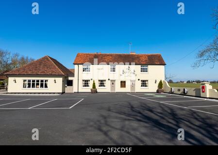 The Cherry Tree, Pie & Pint Inns, pub restaurant on Stambridge Road, Stambridge, Rochford, Essex, UK. Countryside location. Country pub Stock Photo