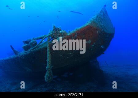 Schiffswrack eines Fischerbootes am Grund des Atlantiks (Gran Canaria, Kanarische Inseln, Atlantischer Ozean) Stock Photo