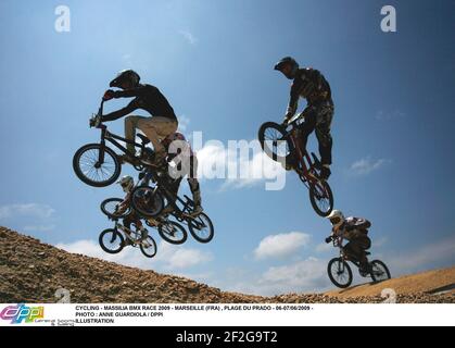 CYCLING - MASSILIA BMX RACE 2009 - MARSEILLE (FRA) , PLAGE DU PRADO - 06-07/06/2009 - PHOTO : ANNE GUARDIOLA / DPPI ILLUSTRATION Stock Photo