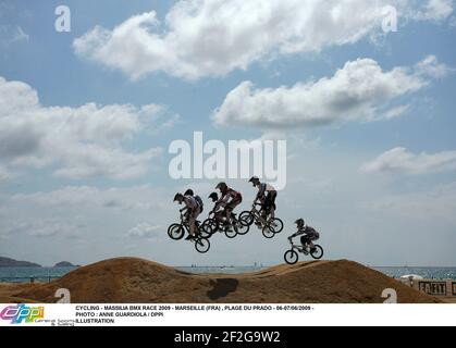 CYCLING - MASSILIA BMX RACE 2009 - MARSEILLE (FRA) , PLAGE DU PRADO - 06-07/06/2009 - PHOTO : ANNE GUARDIOLA / DPPI ILLUSTRATION Stock Photo