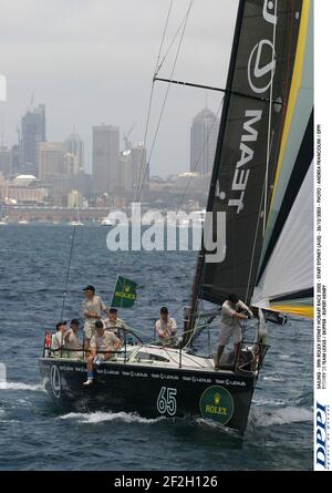 SAILING - 59th ROLEX SYDNEY HOBART RACE 2003 - START SYDNEY (AUS) - 26/12/2003 - PHOTO : ANDREA FRANCOLINI / DPPI SYDNEY 38 TEAM LEXUS / SKIPPER : RUPERT HENRY Stock Photo