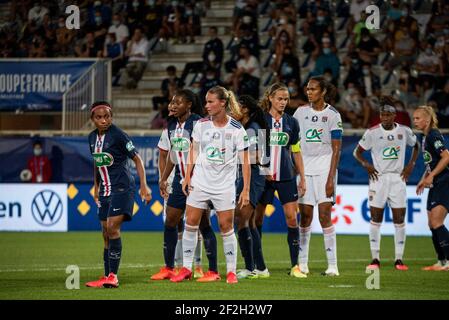 Kadidiatou Diani of Paris Saint Germain and Amandine Henry of Olympique Lyonnais during the French Cup final match between the Equipe Féminine de l'Olympique Lyonnais and Paris Saint-Germain Féminines (PSG) on August 09, 2020 at the Abbé-Deschamps Stadium, in Auxerre, France - Photo Melanie Laurent / A2M Sport Consulting / DPPI Stock Photo