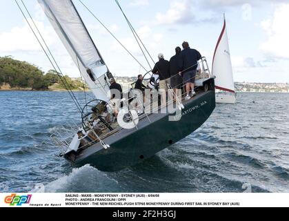 SAILING - MAXIS - MONEYPENNY - SYDNEY (AUS) - 6/04/08 PHOTO : ANDREA FRANCOLINI / DPPI MONEYPENNY - THE NEW REICHEL-PUGH STP65 MONEYPENNY DURING FIRST SAIL IN SYDNEY BAY (AUS) Stock Photo