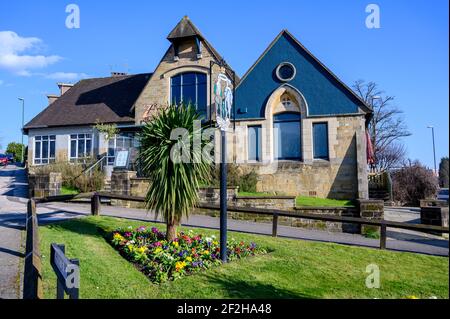 The town sign in Haywards Heath in West Sussex county, England, and Zizzi italian restaurant in the background. Stock Photo