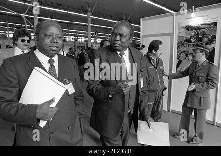 - Milano, Fiera Campionaria 1988, la 'Grande Fiera di Aprile'   - Milan, Trade Fair 1988, the 'Great April Far' Stock Photo