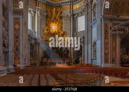 ROME, ITALY - SEPTEMBER 05, 2018: Altar in Basilica of St. Peter, Vatican, Roma, Italy (Basilica di San Pietro in Vaticano) Stock Photo