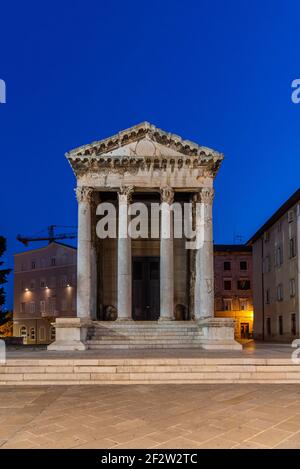 Sunrise view of the Temple of Augustus in Croatian town Pula Stock Photo