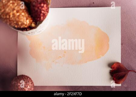 Mock up, Farbklecks Aquarell Osterei Ostern, orange, rot, gold, easter egg, easter, splash of colour Stock Photo
