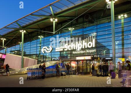 Amsterdam, Netherlands - November 22, 2017: Terminal at Amsterdam Schiphol Airport (AMS) in the Netherlands. Stock Photo