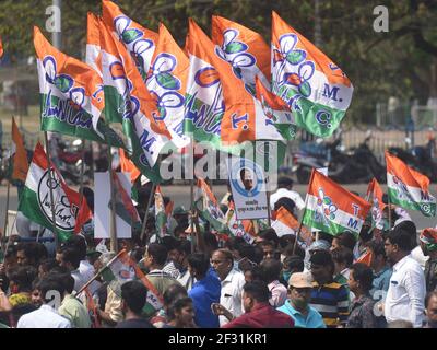 Kolkata, India. 14th Mar, 2021. KOLKATA, INDIA - MARCH 14: TMC supporters during a rally on Nandigram Divas ahead of the Assembly election, at Mayo Road, on March 14, 2021 in Kolkata, India. Chief Minister Mamata Banerjee said she would not rest any longer because of her injuries and start campaigning across Bengal to prevent the 'machinators' from winning the West Bengal assembly polls. (Photo by Samir Jana/Hindustan Times/Sipa USA ) Credit: Sipa USA/Alamy Live News Stock Photo