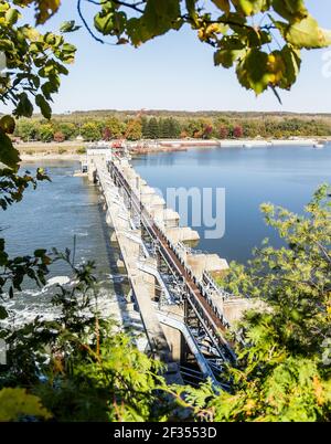 Overhead view of the dam at Starved Rock state park from a hill on the south bank Stock Photo