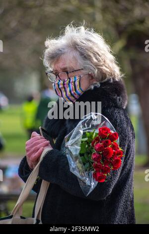 London, UK. 15th Mar, 2021. Tributes to Sarah Everard at Clapham Common bandstand. Credit: JOHNNY ARMSTEAD/Alamy Live News Stock Photo