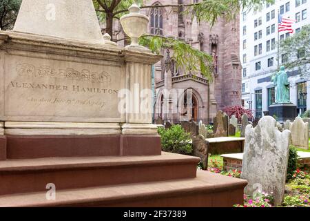 Alexander Hamilton's grave site at Trinity Church near 911 ground zero in Lower Manhattan, New York City, USA Stock Photo