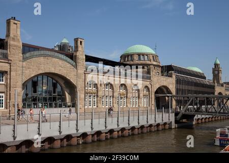 geography / travel, Germany, Hamburg, harbour, Elbe river, gangplank, Additional-Rights-Clearance-Info-Not-Available Stock Photo
