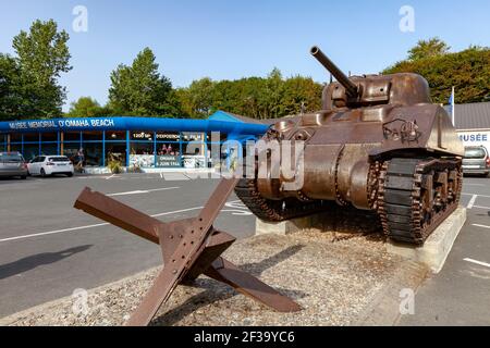 Saint-Laurent-sur-Mer (Normandy, north-western France): the Omaha Beach Memorial Museum, dedicated to the Normandy landings. (Not available for postca Stock Photo