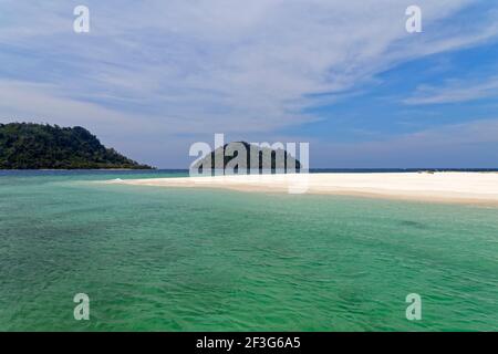 rock beach with sea at Koh Khai Nok, Thailand Stock Photo - Alamy