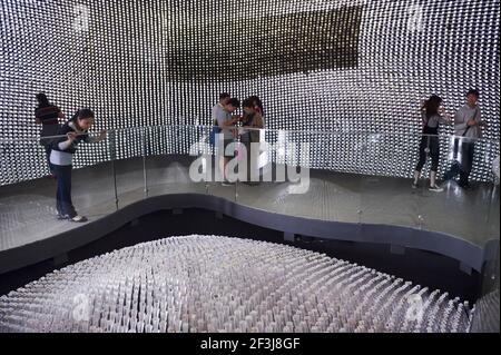 British Pavilion at Shanghai Expo 2010. Designed by Thomas Heatherwick, the building is encased in 60,000 transparent rods, each 7.5 metres long, whic Stock Photo