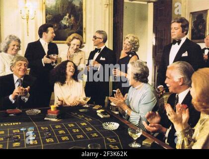 THE BIG SLEEP 1978 ITC Entertainment film with Oliver Reed at right Stock Photo