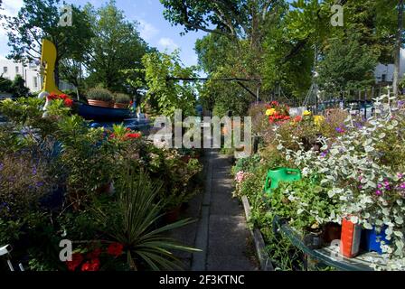 Elaborate floral display on the towpath, Regent's Canal, Little Venice, London W8, England | NONE | Stock Photo