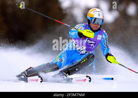 ALPINE SKIING - WORLD CUP 2011/2012 - WENGEN (SUI) - 15/01/2012 - PHOTO : GERARD BERTHOUD / DPPI - MEN SLALOM - Mattias HARGIN (SWE) Stock Photo