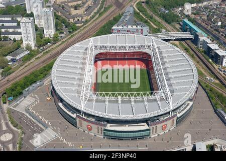 EMIRATES STADIUM, Arsenal, London. Aerial view. Opened in July 2006 as the replacement to Arsenal Football Club's historic home at Highbury. This 60, Stock Photo