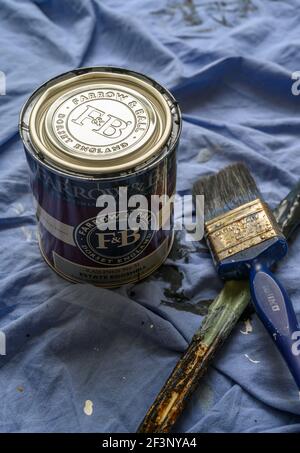 farrow and ball metal paint