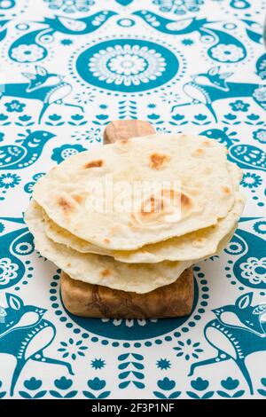 Stack of Indian roti (Chapati Stock Photo - Alamy