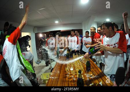 FOOTBALL - FRENCH CHAMPIONSHIP 2009/2010 - L2 - STADE BRESTOIS v FC TOURS - 30/04/2010 - PHOTO PASCAL ALLEE / DPPI - JOY BREST Stock Photo