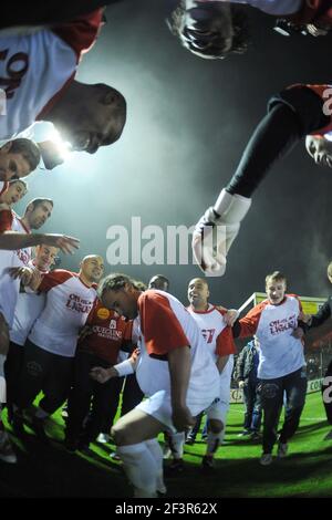 FOOTBALL - FRENCH CHAMPIONSHIP 2009/2010 - L2 - STADE BRESTOIS v FC TOURS - 30/04/2010 - PHOTO PASCAL ALLEE / DPPI - CELEBRATION BREST Stock Photo