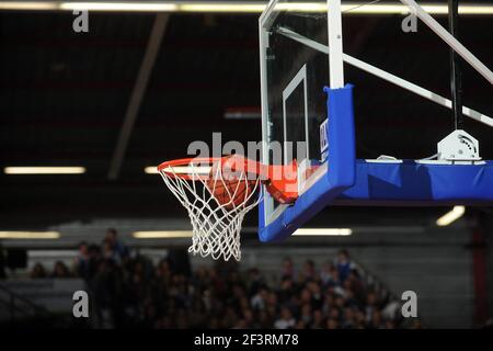 BASKETBALL - FRENCH CHAMPIONSHIP PRO A 2010/2011 - CHOLET (FRA) - 08/01/2011 - PHOTO : PASCAL ALLEE / HOT SPORTS / DPPI - CHOLET V LIMOGES - Illustration Stock Photo