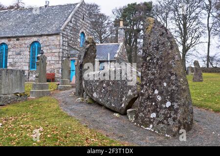 dh Recumbent Stone Circle ECHT MIDMAR CHURCH ABERDEENSHIRE Scottish Bronze age flanker stones ring in kirk graveyard neolithic circles scotland Stock Photo