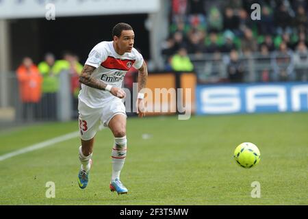 Gregory van der Wiel of PSG during the UEFA Champions League match at The  Etihad Stadium. Photo credit should read: Simon Bellis/Sportimage via PA  Images Stock Photo - Alamy