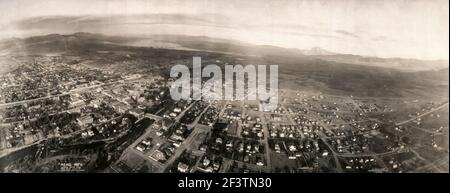 Reno, Nevada, looking North East, 1000 feet elevation from Lawrence Captive Airship, circa 1908 Stock Photo