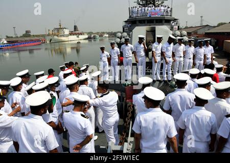 Kolkata, India. 17th Mar, 2021. Indian navy celebrates Swarim Vijay Varsh. Indian Naval Ship is visiting the different port of India. 1971 Indo-Pak War Swarnim Vijay Varsh victory flame received at Kolkata. (Photo by Suvrajit Dutta/Pacific Press) Credit: Pacific Press Media Production Corp./Alamy Live News Stock Photo