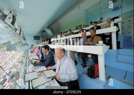 1st TEST ENGLAND V SOUTH AFRICA AT LORDS 2nd day11/7/2008  PICTURE DAVID ASHDOWN Stock Photo