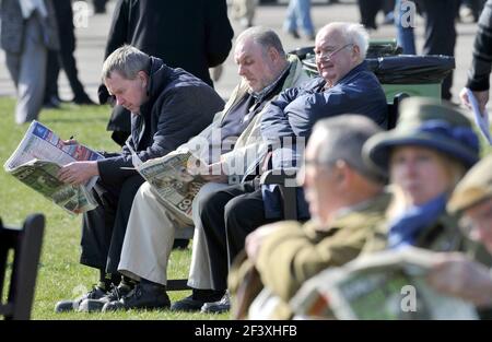 2010 CHELTENHAM FESTIVAL. 1st DAY 16/3/10.  PICTURE DAVID ASHDOWN Stock Photo