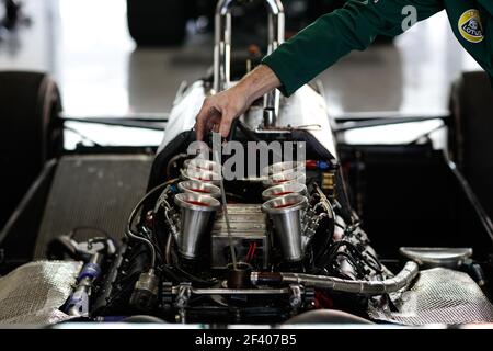 moteur engine 12 Lotus 91 1982 MASTERS Historic Formula 1 action