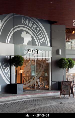 LONDON, UK - JUNE 27, 2010:  Exterior viw of Zizzi restaurant on bankside Stock Photo