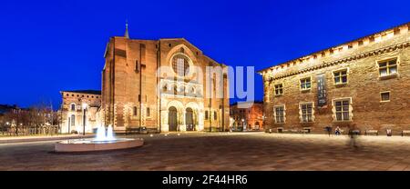 The Basilica of Saint Sernin illuminated at night in winter in Toulouse in Haute-Garonne, Occitanie, France Stock Photo