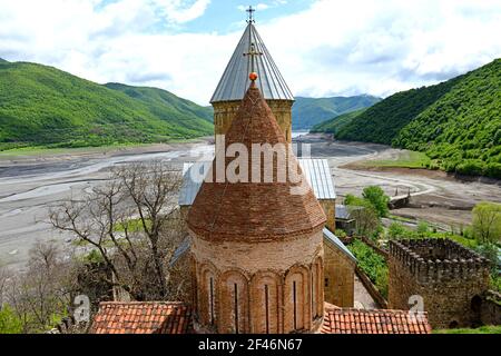 GEORGIA ANANURI Ananuri is an architectural complex, consisting of a castle with crenellated walls,and two churches: the old church of the Dormition Stock Photo