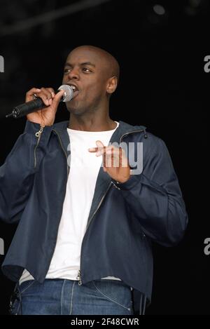 Trevor Nelson on stage at 'The Jam In The Park' concert, held in Finsbury Park, London, UK. 17th June 2001 Stock Photo