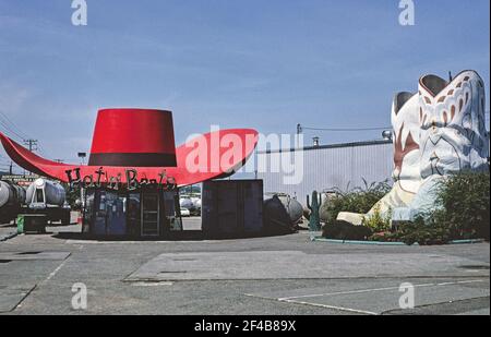 Hat n' Boots gas station overall view Route 99 Seattle Washington. ca. 1980 Stock Photo