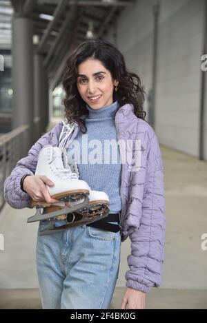 Cologne, Germany. 19th Mar, 2021. Actress Suri Abbassi plays figure skater Leyla Öztürk in the RTL soap 'Alles was zählt'. Credit: Horst Galuschka/dpa/Alamy Live News Stock Photo