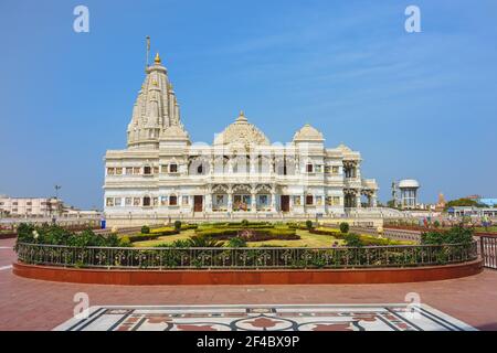 Prem Mandir, The Temple Of Divine Love, at mathura, india. Translation: Prem Mandir Stock Photo