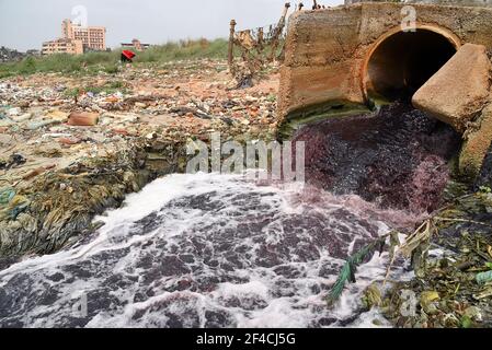 water pollution in dhaka Stock Photo