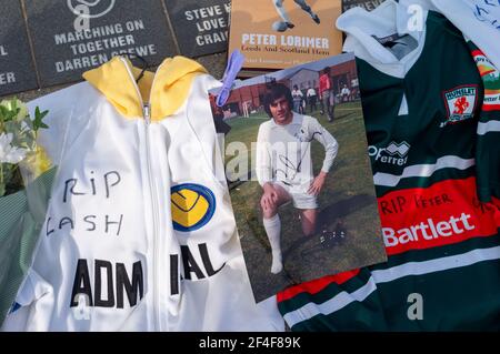 Peter Patrick Lorimer Memorial, Elland Road Leeds 20 March 202.  Peter Lorimer(14 December 1946 – 20 March 2021) was a Scottish professional footballer, best known for his time with Leeds United and Scotland during the late 1960s and early 1970s. Stock Photo