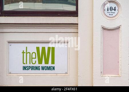 A Women's Institute sign on the New King's Road in London Stock Photo