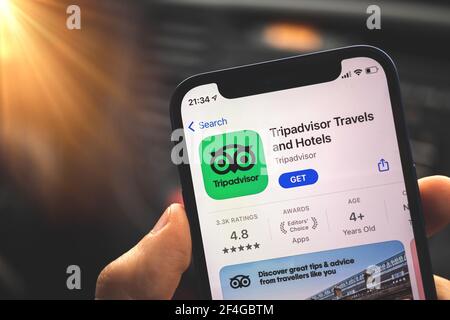 Kharkov, Ukraine - March 17, 2021: Tripadvisor application, on the screen of smartphone Stock Photo