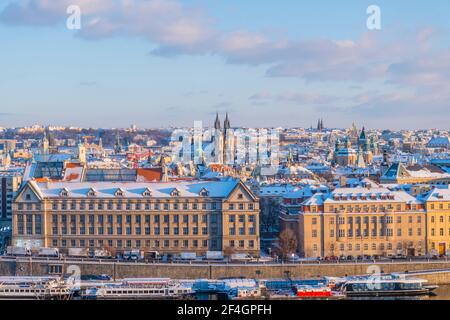 Wintry views over river Vltava towards old town, Prague, Czech Republic Stock Photo