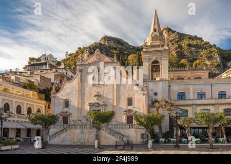 San Giuseppe church on the square Piazza IX Aprile in Taormina, Sicily Stock Photo